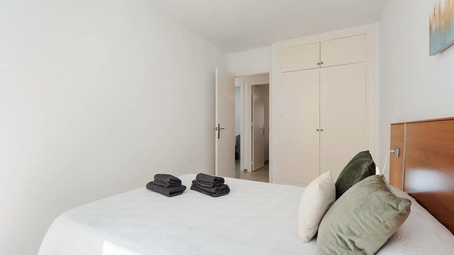 Apartament Cristal Torre Del Mar 0*,