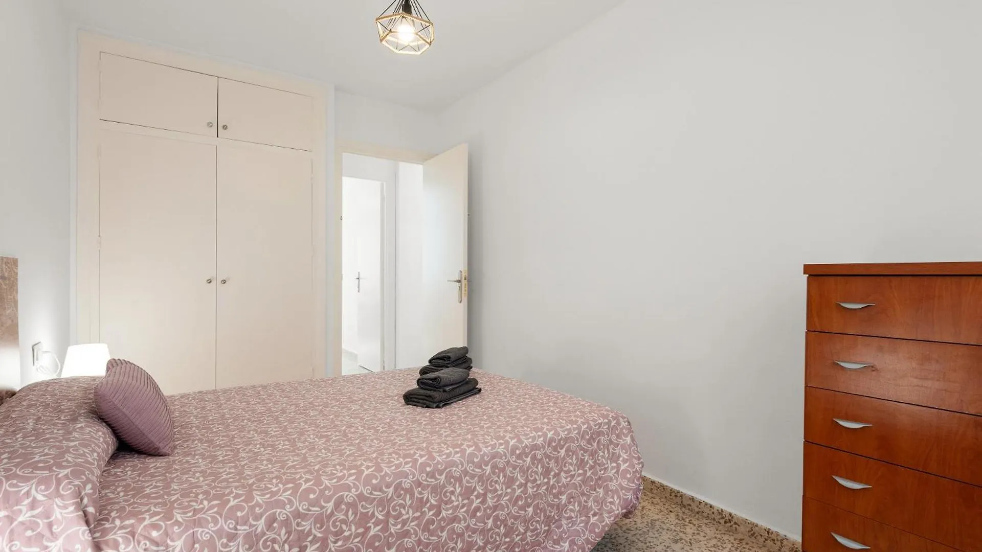Apartament Cristal Torre Del Mar 0*,  Hiszpania